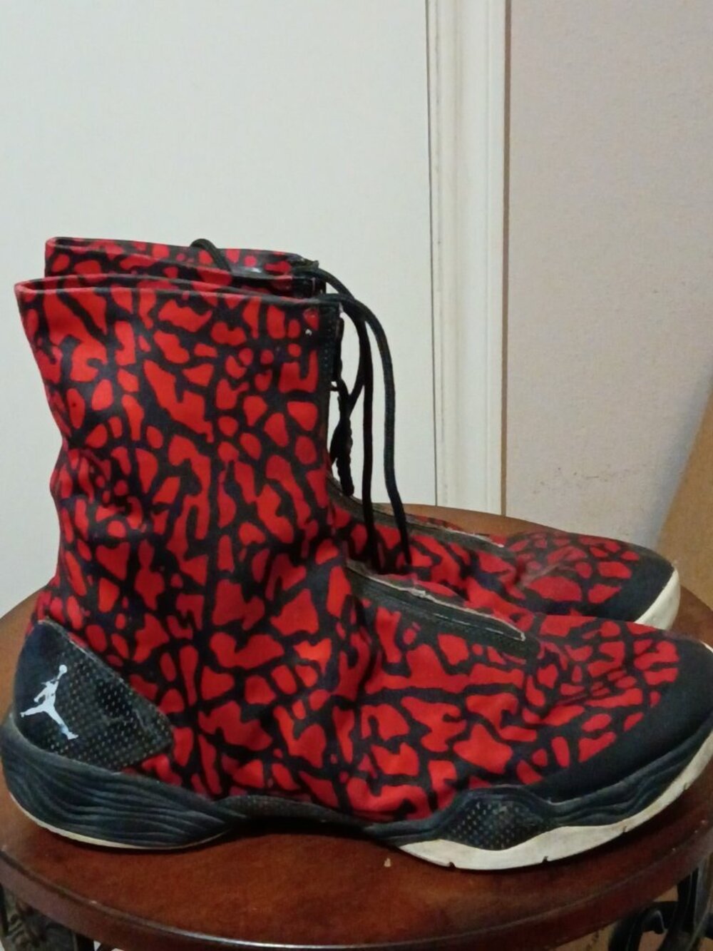 Men's Air Jordan Elephant XX8 Red Black Shoe 2013 Size 8.5